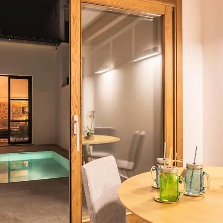 Sleeps 5 With Pool Air Con And Wifi Villa *